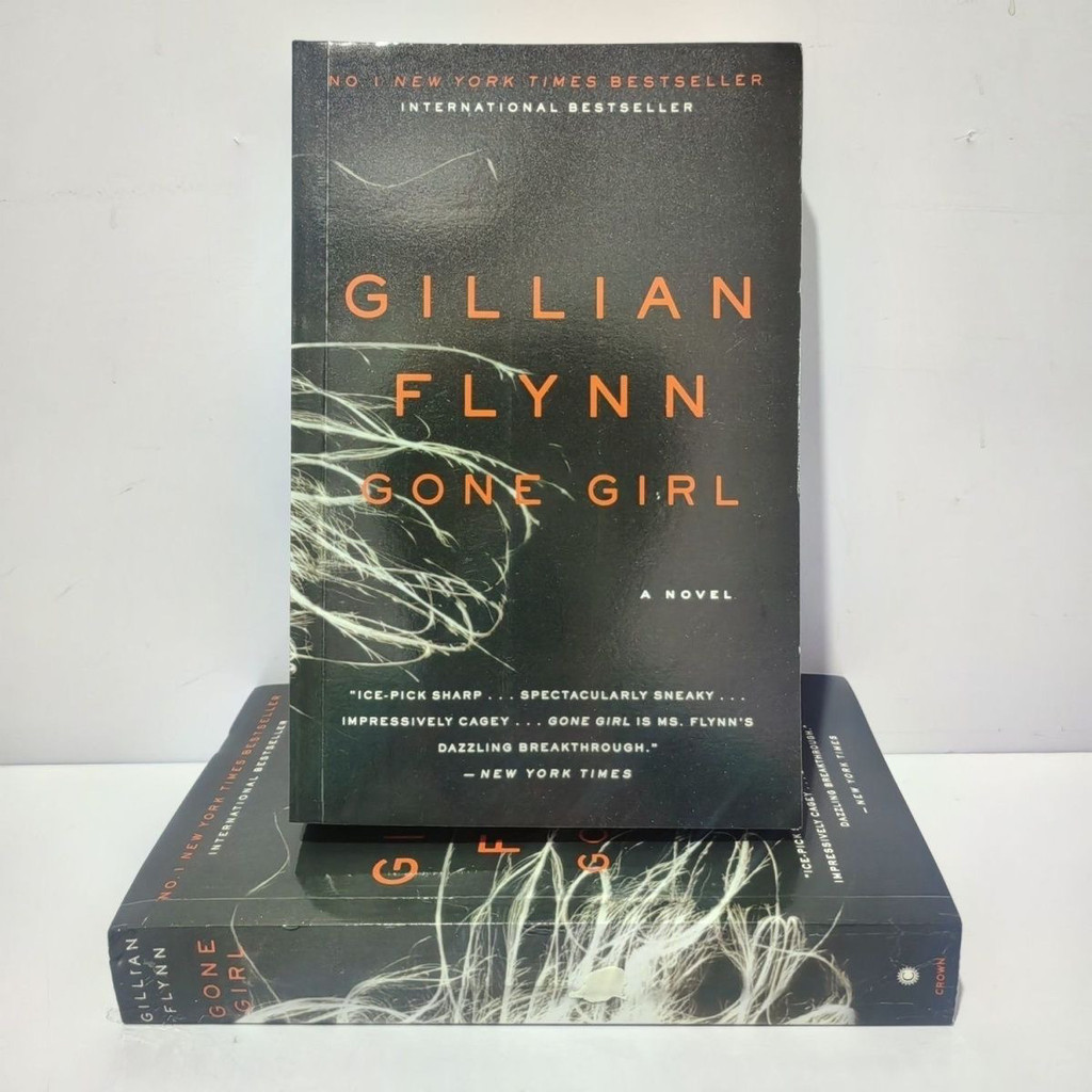 Gillian Flynn นวนิยายเวอร์ชันภาษาอังกฤษ Gone Girl โดย Gillian Flynn Gillian Flynn