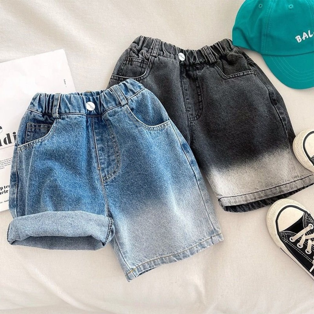 กางเกงห้าจุดสําหรับเด็กฤดูร้อนใหม่เด็กชายกางเกงขาสั้นผ้ายีนส์ไล่ระดับสีเด็กสไตล์เกาหลีกางเกงแฟชั่นลํ