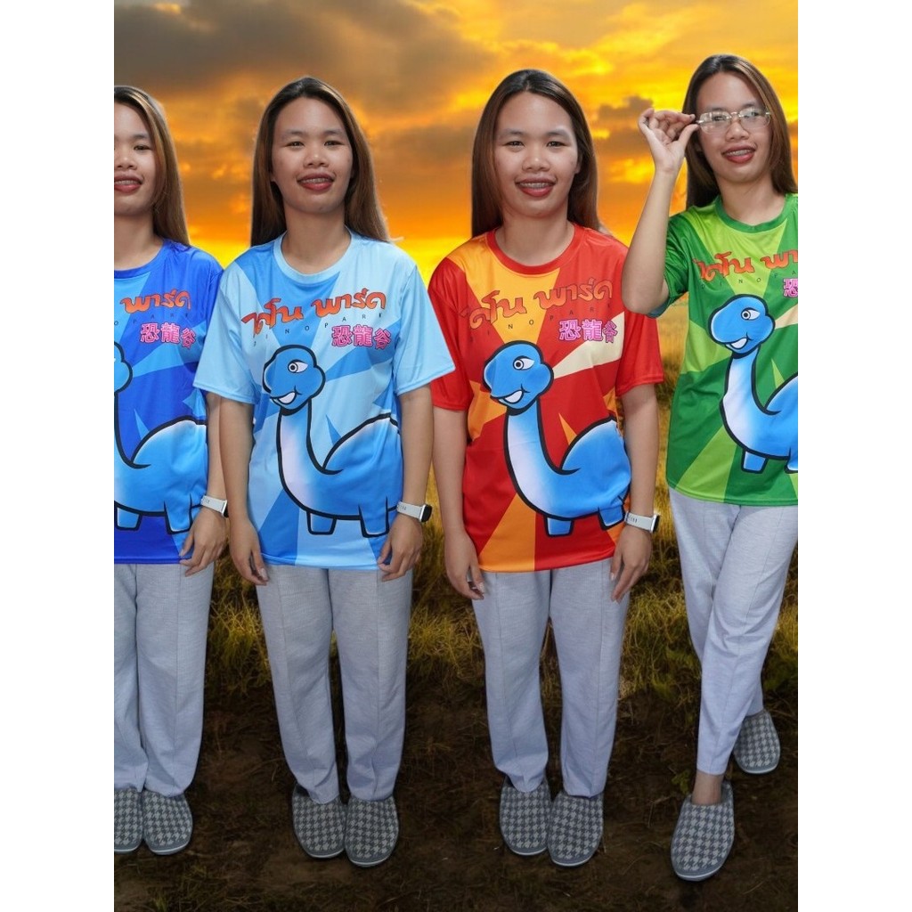 เสื้อพิมพ์ลายไดโนพาร์ค เต็มตัวหน้า-หลัง สีสด งานสวย น่ารัก สดใส ใส่ได้ทั้งหญิง-ชาย มี 4ขนาด M L XL 2XL