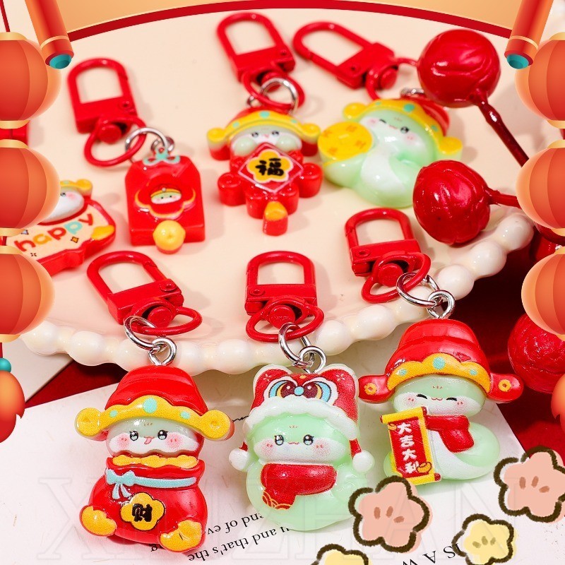 พวงกุญแจปีงูน่ารัก-ปีใหม่ราศีงูโชคดีจี้-กระเป๋าถือกระเป๋าเป้สะพายหลังตกแต่งแขวนเสน่ห์-เรซิ่น,สร้างสรรค์,การ์ตูน,มงคลกุญแจแหวนเครื่องประดับของข