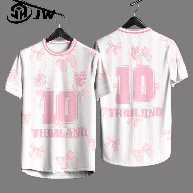 เสื้อยืดกีฬาสีชมพูสำหรับผู้หญิงรุ่นใหม่ปี2025เสื้อฟุตบอลหญิงทีมชาติไทยเสื้อสเวตเตอร์พิมพ์ลายโบว์เสื้อบาสเก็ตบอลคอกลมของผู้หญิง