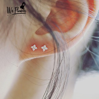 We Flower Delicated Small Gold Crystal Clover Stud ต่างหูสํา…