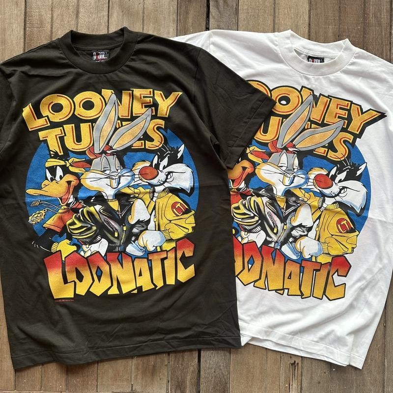 [HOT]COD การจัดส่งในประเทศไทย เสื้อยืดการ์ตูนวินเทจลูนี่ตูน ผ้าเฟดดำ-ขาว ป้ายไจแอนท์