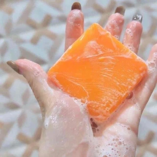 [4 ก้อน 100] สบู่ไลท์ไวท์ light white orange soap สบู่ทำความสะอาดผิวหน้าและผิวกาย ขนาด 65 กรัม