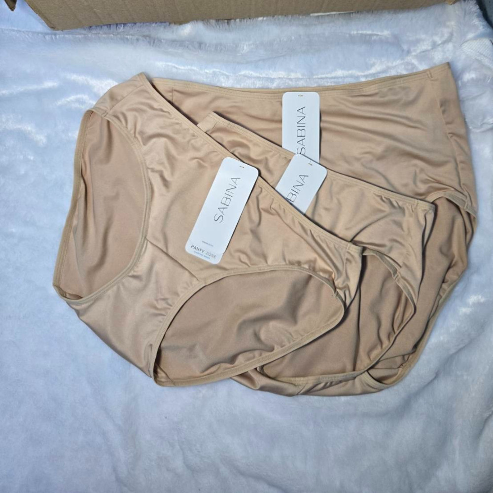 SABINA กางเกงชั้นใน เอวต่ำ เอวกลาง เอวสูง ผ้าไมโครไฟเบอร์ NUZ24016 NUZ24017 NUZ24018