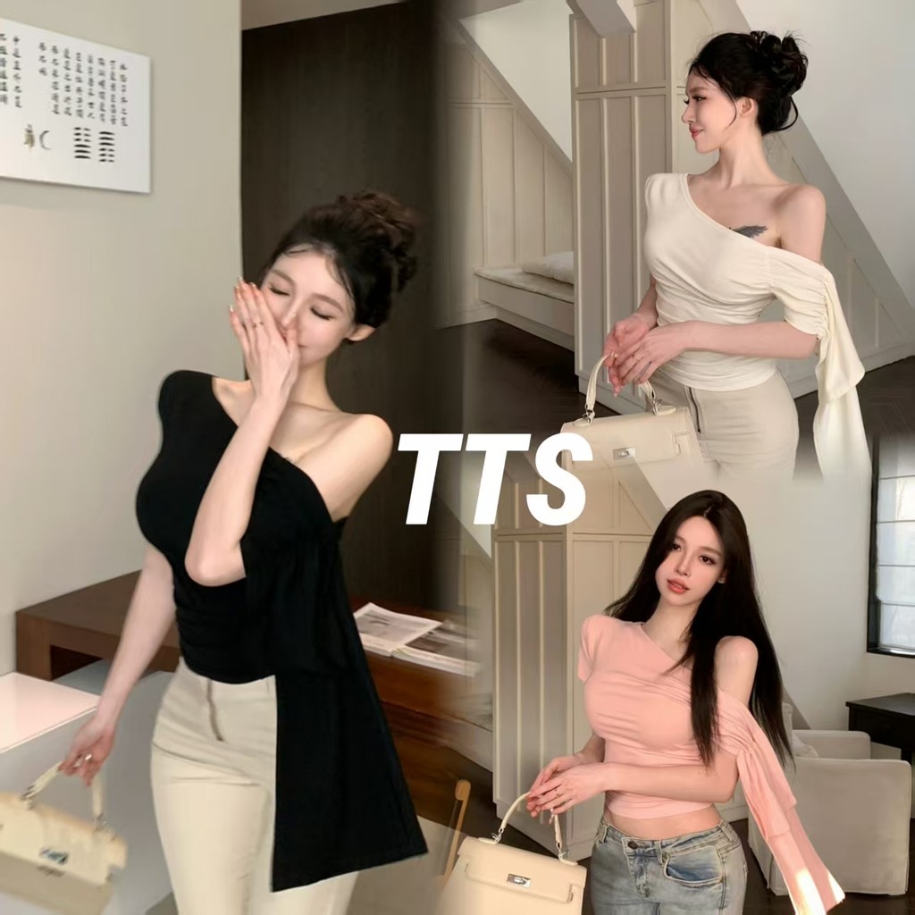 TTS🔥 เสื้อยืดแขนสั้นดีไซน์ไม่สมมาตรสำหรับผู้หญิงในฤดูร้อนสไตล์เกาหลีคอเฉียงเปิดไหล่เอวยางยืดรัดรูป
