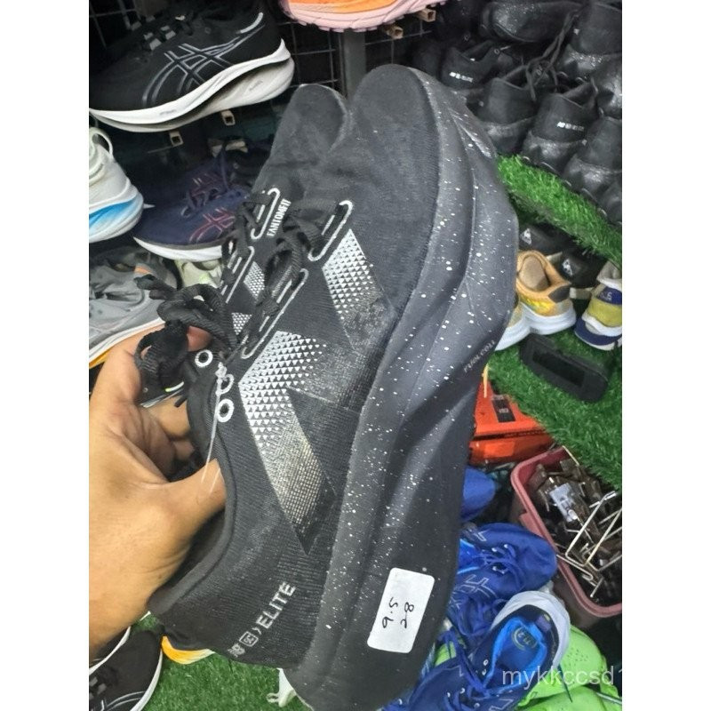 NB v4 elite แผ่นคาร์บอน triple black