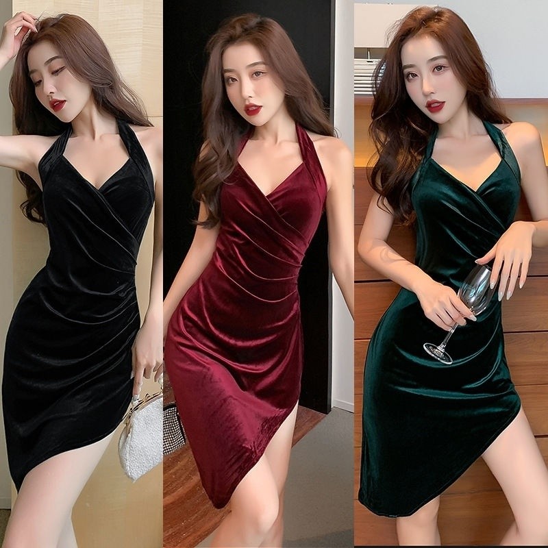 H HH18 Ready Stock ชุดเดรสสไตล์ฝรั่งเศสย้อนยุคสไตล์ใหม่กระโปรงเซ็กซี่เชือกแขวนคอแยกชุดเดรสกํามะหยี่ไม่สม่ําเสมอทรงเข้ารูป