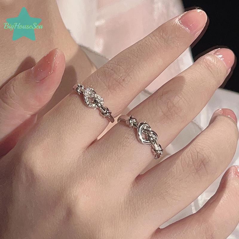 [BigHouseSea] แฟชั่นบุคลิกภาพที่ละเอียดอ่อนแหวนรูปหัวใจสําหรับผู้หญิงผู้ชาย Minimalist Light Heart เปิดแหวนแหวนคู่ของขวัญใหม่