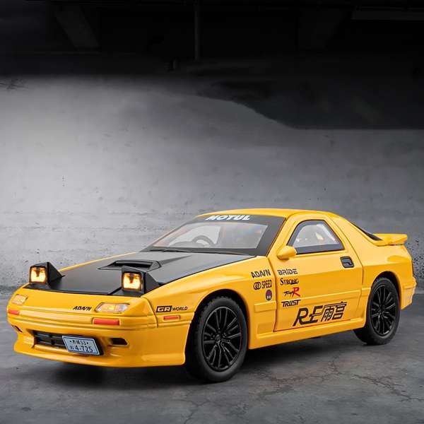 โมเดลรถ ของเล่น Jiaye 1:32 Mazda RX7 รถรุ่นกระโดดไฟจําลองรถรุ่นโลหะผสมรถสปอร์ตของเล่นเด็กชาย