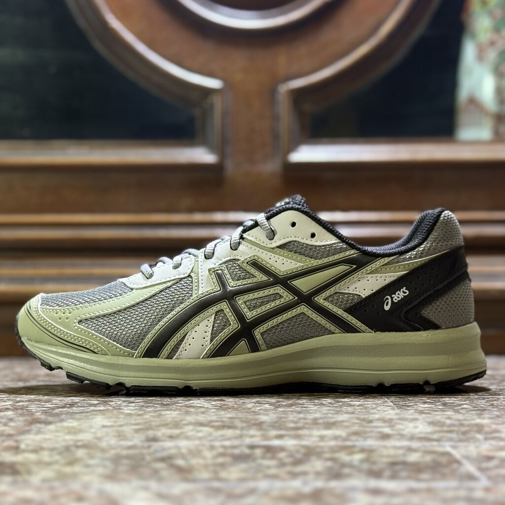 รองเท้า ASICS JOG 100S ‘Sheet Rock’ (M6/8/8.5/9/9.5/10/11.5US)