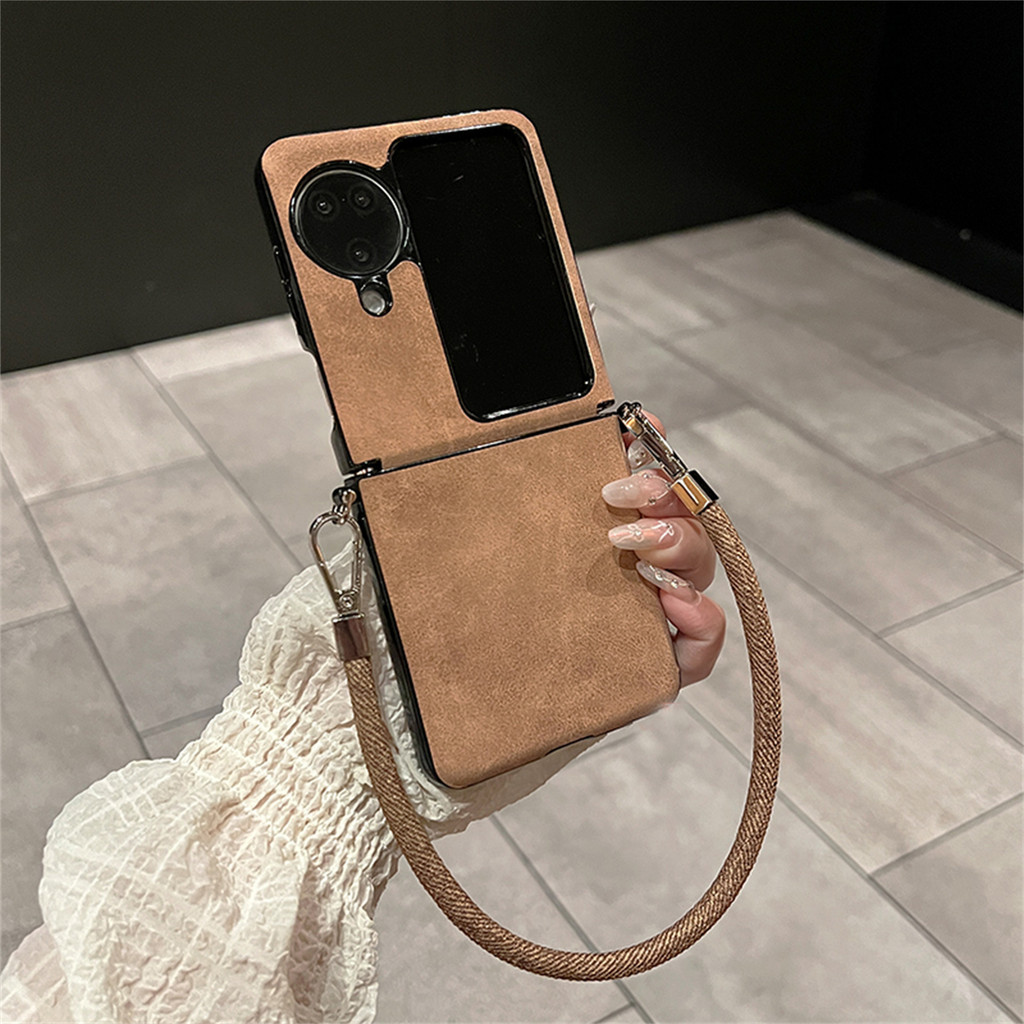 เคสโทรศัพท์สีทึบหรูหราเรียบง่ายพร้อมสายรัดป้องกันได้สําหรับ OPPO Find N3 Flip N3Flip ฝาหลังกันกระแทกพร้อมเชือก ราคา ถูกที่สุด ดีลบีเคเค แกลเลอรีภาพที่ 6