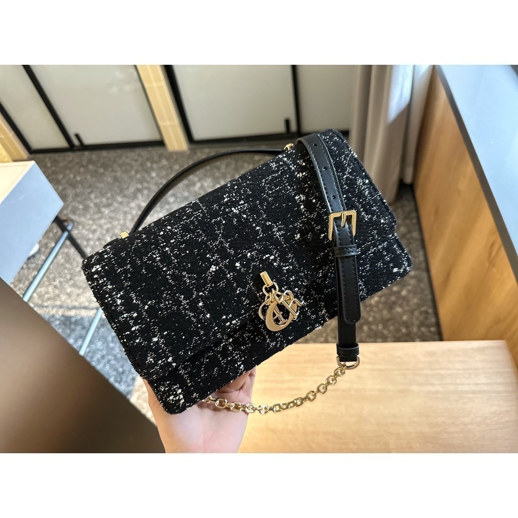 D - กระเป๋าถือ Lady Crossbody Bag Feminine Temperature Lady Beg lady bag