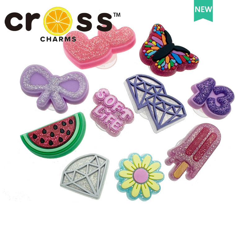 Jibbitz cross charms รองเท้าหัวเข็มขัดรองเท้าอุปกรณ์เสริมหัวใจเพชรแตงโมเงารองเท้าแฟชั่นอุปกรณ์เสริม