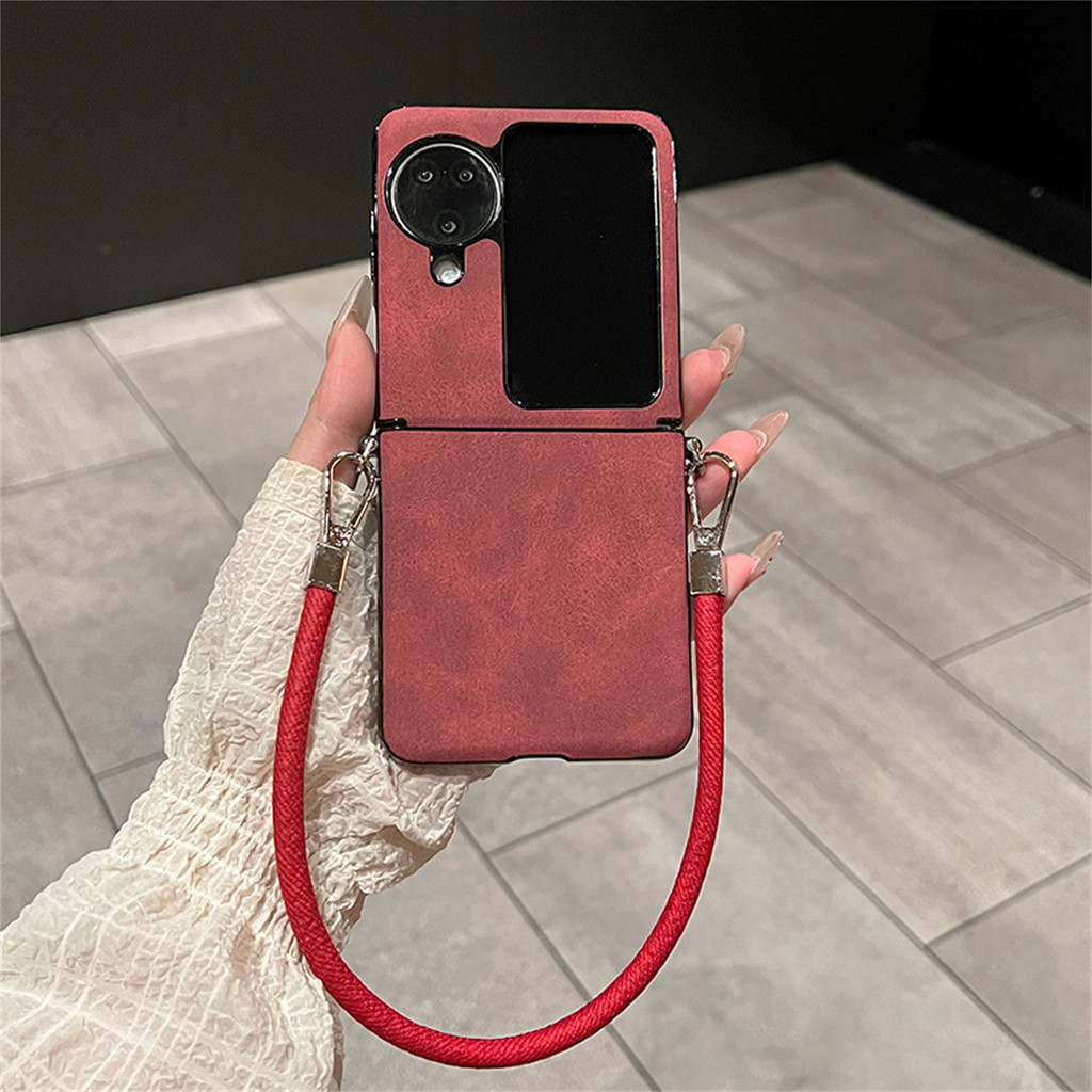 เคสโทรศัพท์สีทึบหรูหราเรียบง่ายพร้อมสายรัดป้องกันได้สําหรับ OPPO Find N3 Flip N3Flip ฝาหลังกันกระแทกพร้อมเชือก ราคา ถูกที่สุด ดีลบีเคเค แกลเลอรีภาพที่ 2