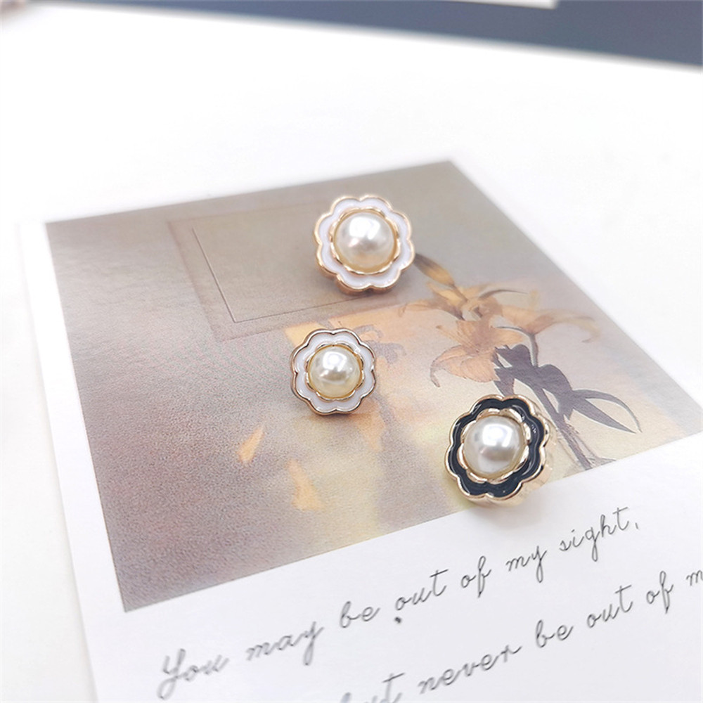 10ชิ้นปุ่มพลาสติกลายดอกไม้มุกหรูหราสําหรับเสื้อคลุม,เดรส,12.5/18/25มม.,สีดําและสีขาว,อุปกรณ์เย็บผ้า,ทําเองเสื้อตกแต่งปุ่ม