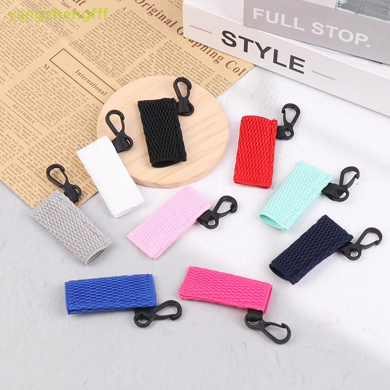 [yangzhengfff] Lip Balm Holder พวงกุญแจ Clip On ลิปสติก Sleeve Chapstick Sleeve Holder Key Chains วันเกิดของขวัญคริสต์มาสสําหรับผู้หญิงผู้ชายวัยรุ่น [ใหม่]
