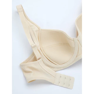 Sabina เสื้อชั้นใน มีโครง รุ่น Function Bra รหัส SBO1102CL สีเนื้ออ่อน