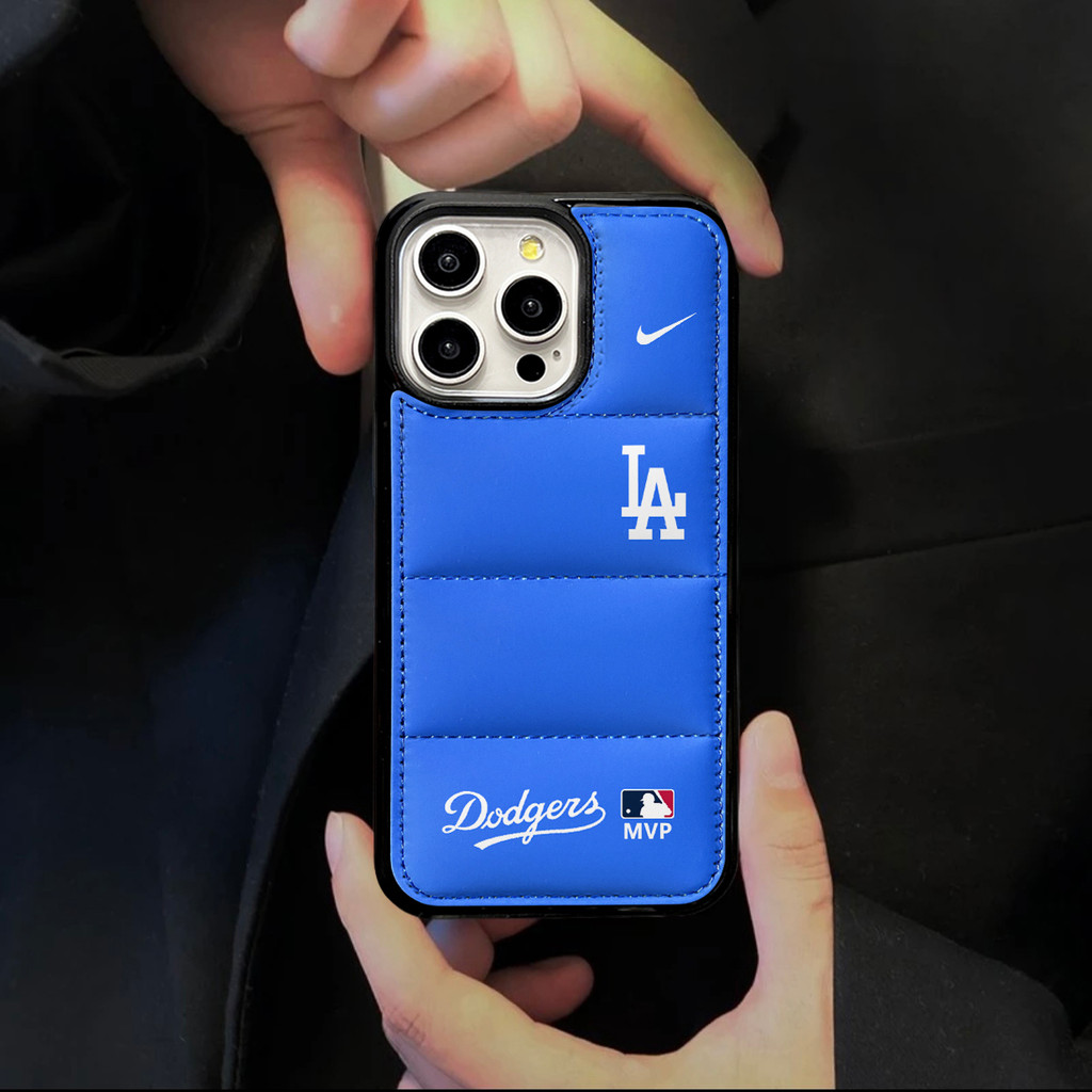 Street Classic LA Dodgers Down Jacketซิลิโคนเคสโทรศัพท์เหมาะสําหรับiPhone16Promax 15promax 14 14Pro 