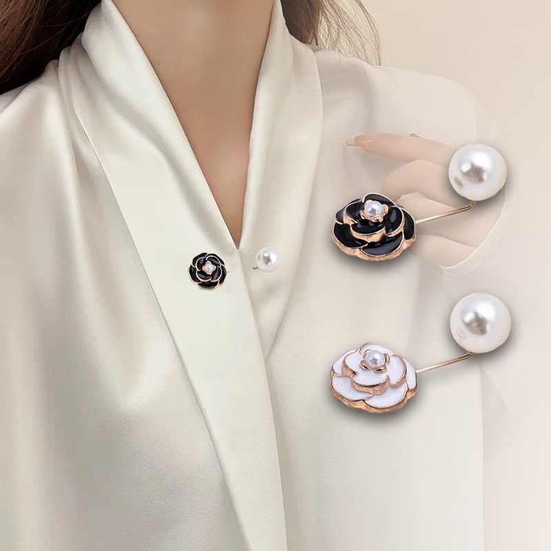 SYUANUNNY เข็มกลัด Anti-exposure Internet Celebrity Small Pin เอว-retracting Artifact สําหรับผู้หญิง Pearl Collar Pin ปุ่มเสื้อสเวตเตอร์ถักคงที่เสื้อผ้าอุปกรณ์เสริม