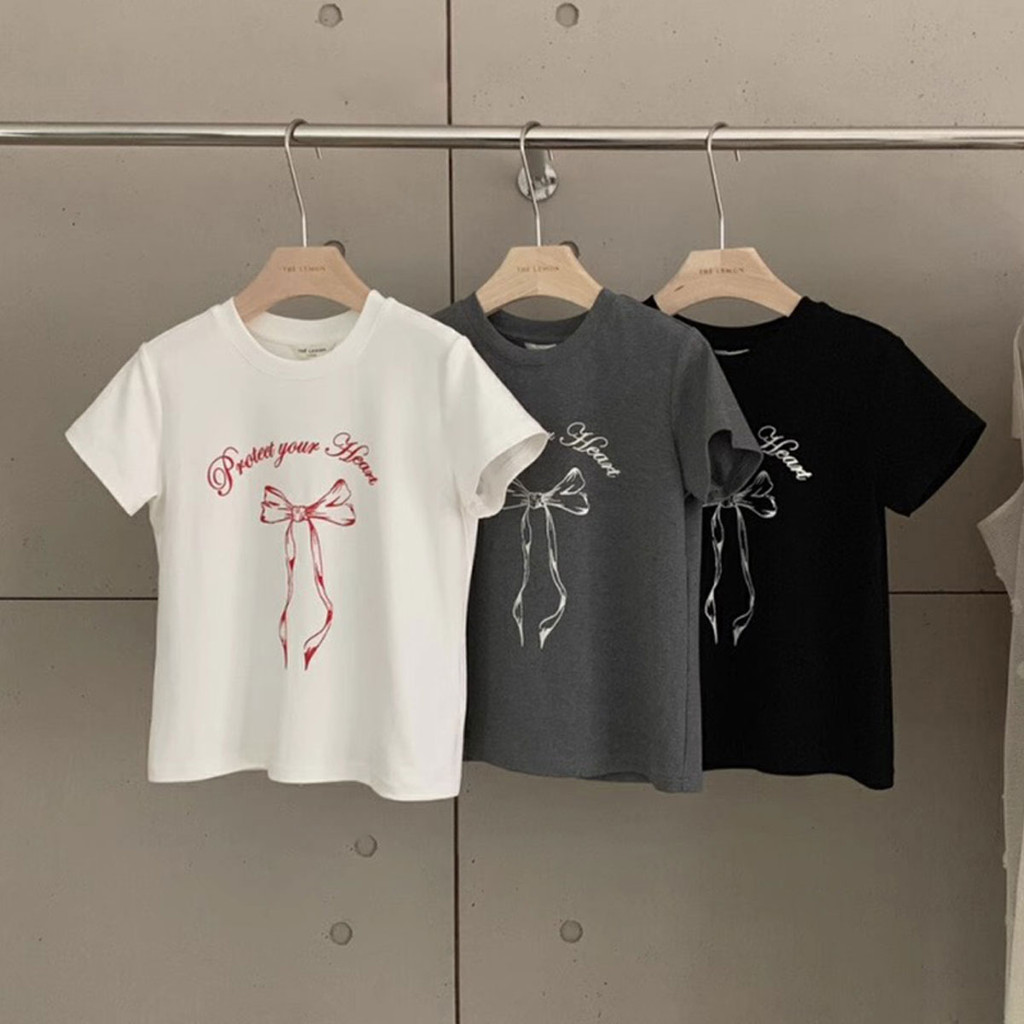 เสื้อยืดแขนสั้นเกาหลีลายตัวอักษรและโบว์ คอลเลกชั่นใหม่ล่าสุด