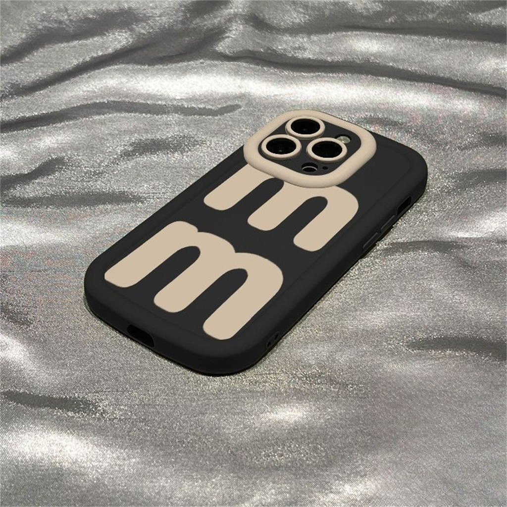 เคสไอโฟน ตัวอักษรภาษาอังกฤษ M สำหรับ IPhone 14 15 Plus 6 7 6S 8 13 11 12 14 15 PRO MAX XR XS MAX 7Pl