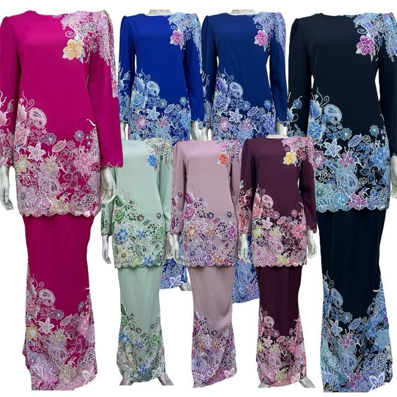 L00187 New Iris Kurung Modern Batik Fashion Mermaid Fabric (Size: 38-50)