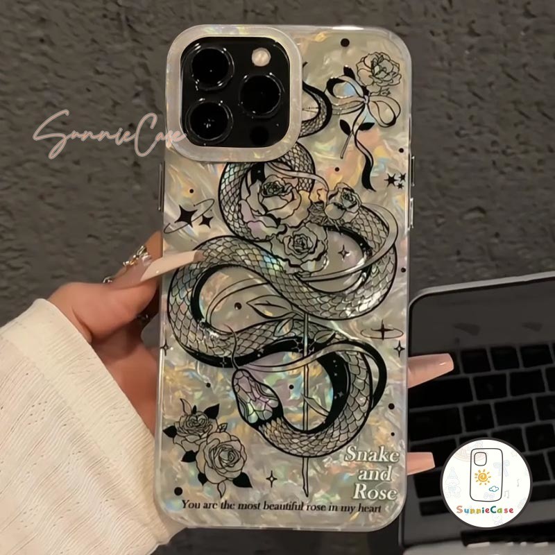 ปีแห่งงู เย็น ขั้นสูง เคสไอโฟน13 เย็น สำหรับ IPhone 16 13 11 15 12 14 Pro Max XR X XS 8Plus 7Plus Max 7 16 8 Plus SE เคส