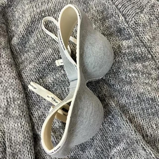 ✨เสื้อชั้นในแบบดันทรง . ไม่มีโครงเหล็ก รองรับดี หนา 5 ซมเพิ่มขนาดหน้าอก Sexy bra เหมาะกับหน้าอกเล็ก