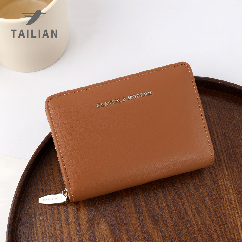 2025 ใหม่ Ladies Leather Niche Simple Wallet Ladies Multi-card Small Purse