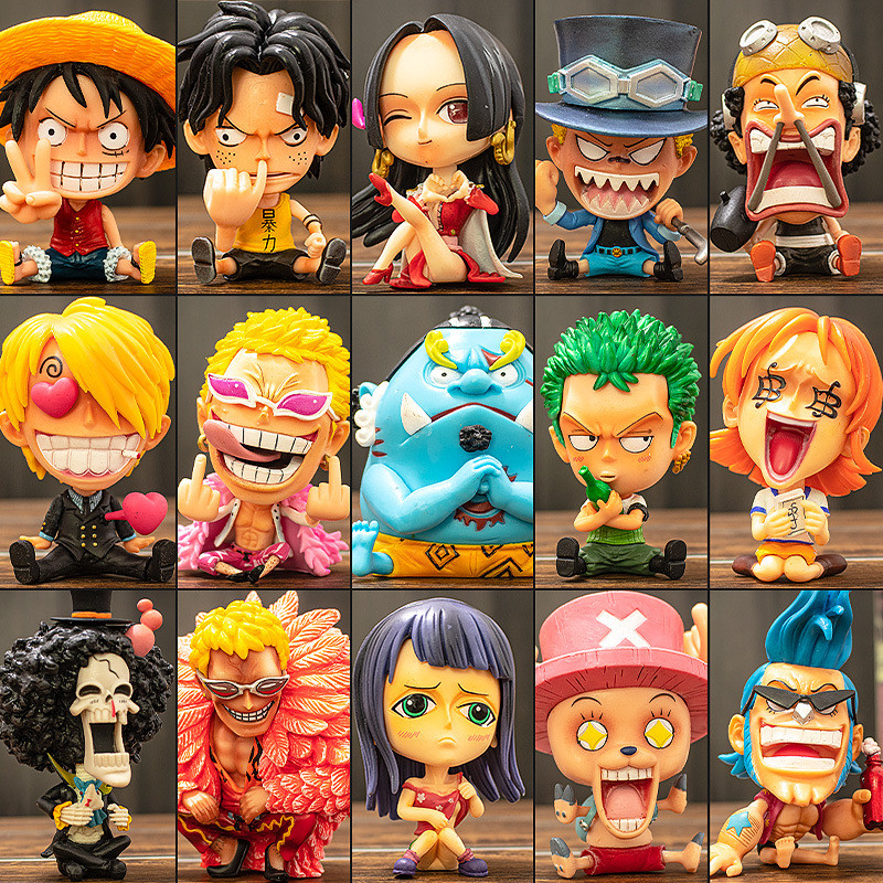 รุ่น Q King Big Head Luffy Soron Queen Joba ตุ๊กตากล่องตาบอดภาพเคลื่อนไหวเครื่องประดับการ์ตูน PVC แฟชั่นน่ารักของเล่นเดสก์ท็อป