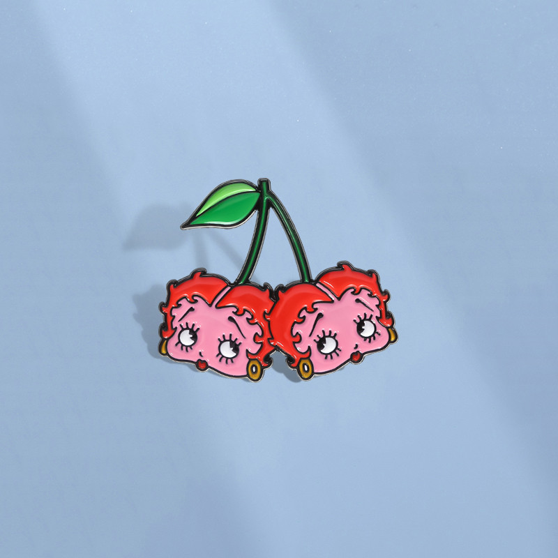Creative ภาพยนตร์ตัวอักษร Cherry Pin การ์ตูนเชอร์รี่ผลไม้เข็มกลัดโลหะ Pins ป้ายเครื่องประดับอุปกรณ์เสริมของขวัญสําหรับเพื่อน