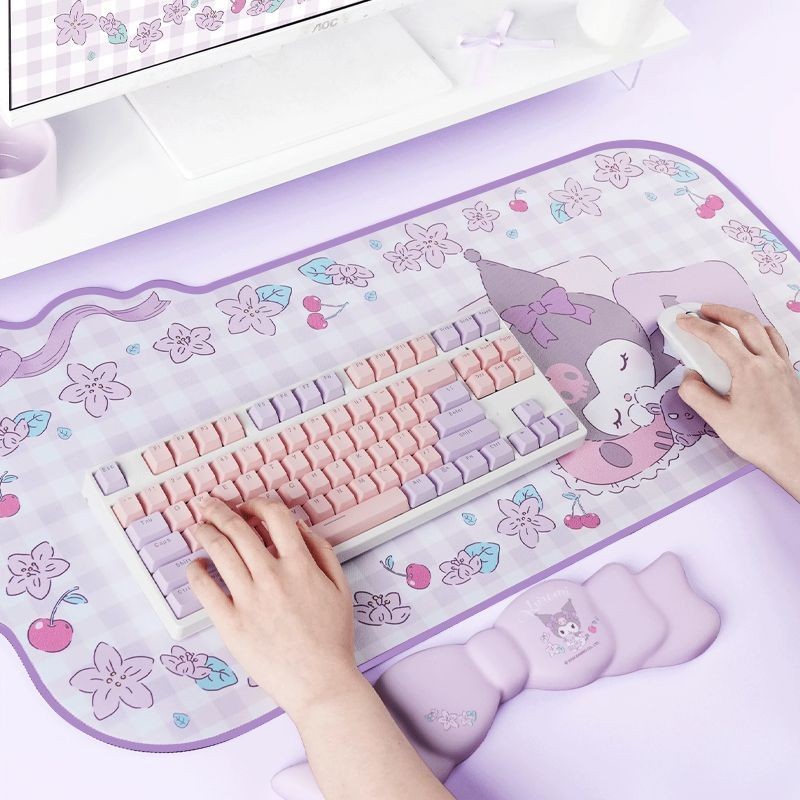 Sanrio Kuromi ขนาดใหญ่ตาราง Anti-slip กันน้ําหนา HelloKitty คอมพิวเตอร์คีย์บอร์ดหนังแผ่นรองเม้าส์