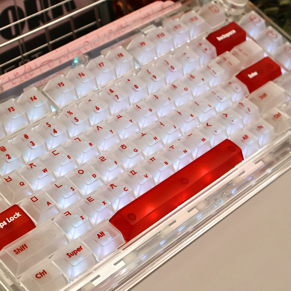 สีแดงสีขาว Foggy Keycap Cherry Profile 131 คีย์ PC กระบวนการ UV ระบบส่งแสง Matte Feeling เกาหลี/อังกฤษ Keycaps Creative Pac-Man Keycap