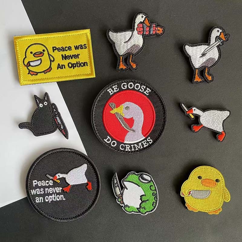 น่ารักการ์ตูนสัตว์ป้ายเย็บปักถักร้อยผ้าสติกเกอร์อุปกรณ์เสื้อผ้าแพทช์สติกเกอร์กระเป๋าเป้สะพายหลังสูทตกแต่ง ตีนตุ๊กแก