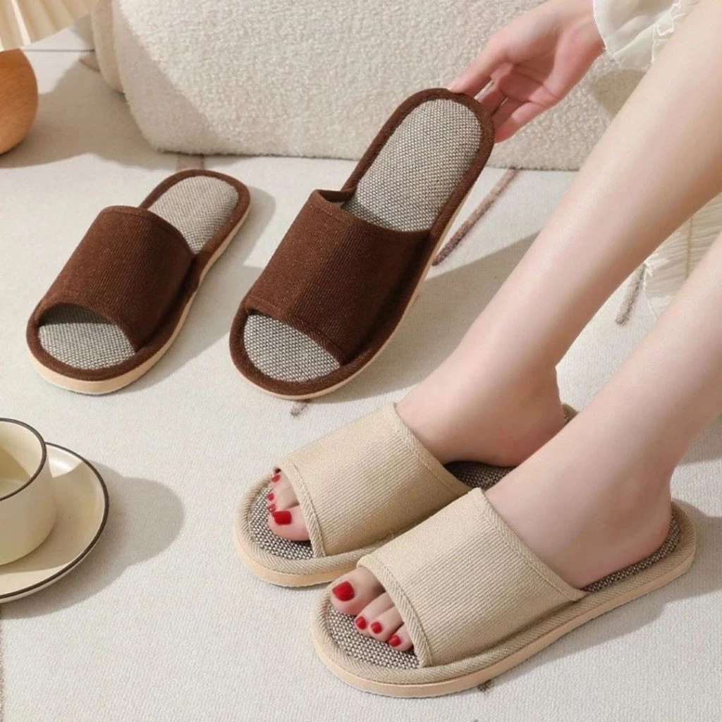🩴ST003🩴รองเท้าใส่ในบ้าน มาใหม่ พื้นยาง กันลื่น น้ำหนักเบา Slippers ในออฟฟิศ รองเท้าลำลอง