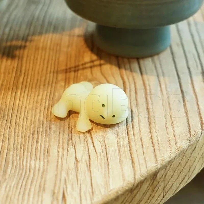 Smiski Hippers Series Noctilucent ตุ๊กตาสีเขียวกล่องตาบอดน่ารัก Surprise Creative Night Light Fairy ตุ๊กตาตกแต่งวันเกิดของขวัญปีใหม่ - รูปที่ 4