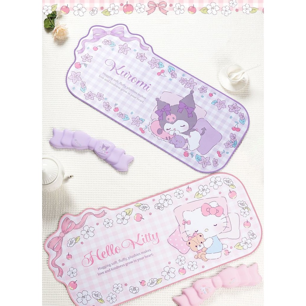 Sanrio Kuromi ขนาดใหญ่ตาราง Anti-slip กันน้ําหนา HelloKitty คอมพิวเตอร์คีย์บอร์ดหนังแผ่นรองเม้าส์