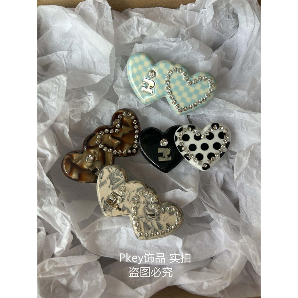 คลิปผมรูปหัวใจอะซิเตตประดับคริสตัลน่ารักหวาน คลิปข้างผมสำหรับผู้หญิง สินค้าใหม่