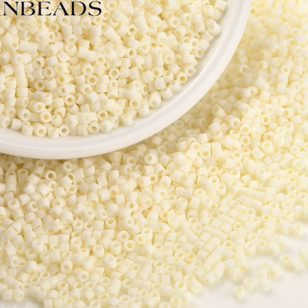 10g กระบอกเมล็ดลูกปัด Frosted สีขนาด Cornsilk 2x1.3 ~ 1.5 มม.: 0.8 ~ 1 มม.ประมาณ 888 ชิ้น/10 กรัม