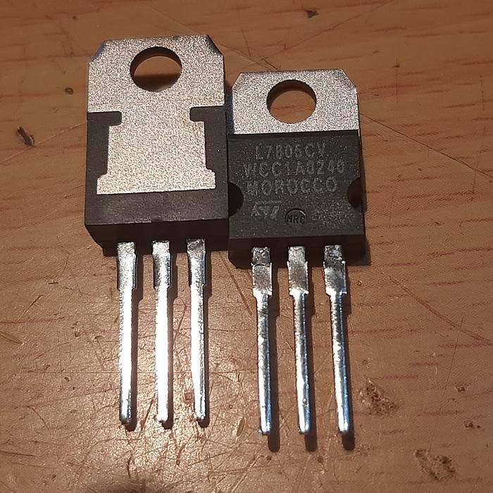 Part IC Regulator L 7805 CV 7805CV L7805CV L7805 +5V Original Brand ST NOS อุปกรณ์ไฟฟ้า