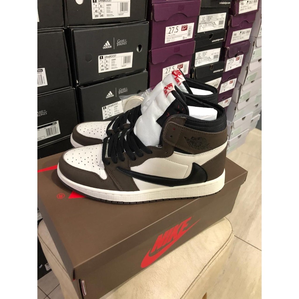 Nike Air Jordan 1 Retro high travis SCOTT รูปภาพจริง