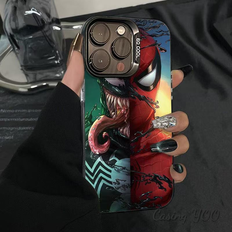 COD เหมาะสำหรับ iPhone 7 8 X XR XS 11 12 13 14 15 16Pro Promax Spider-Man VS Venom เคสแข็งเคลือบฝ้าค