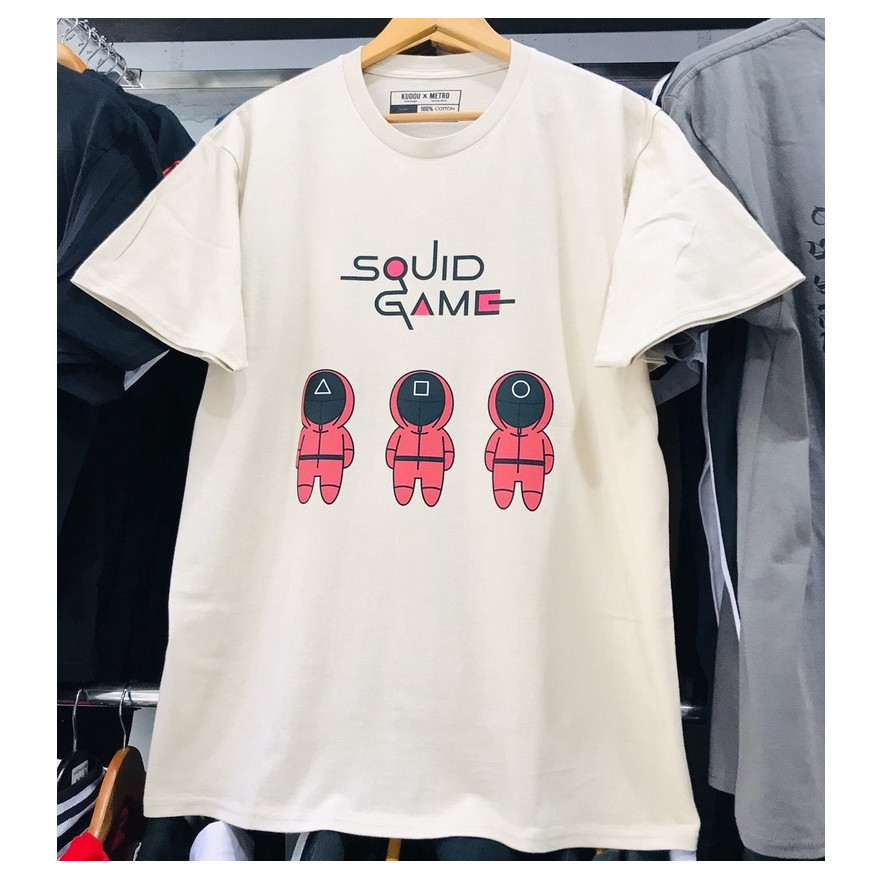 เสื้อยืด Squid Game - Season 2 เสื้อยืดแขนสั้น เสื้อยืดSquid Game staff Chibi Police Korean Drama Ep