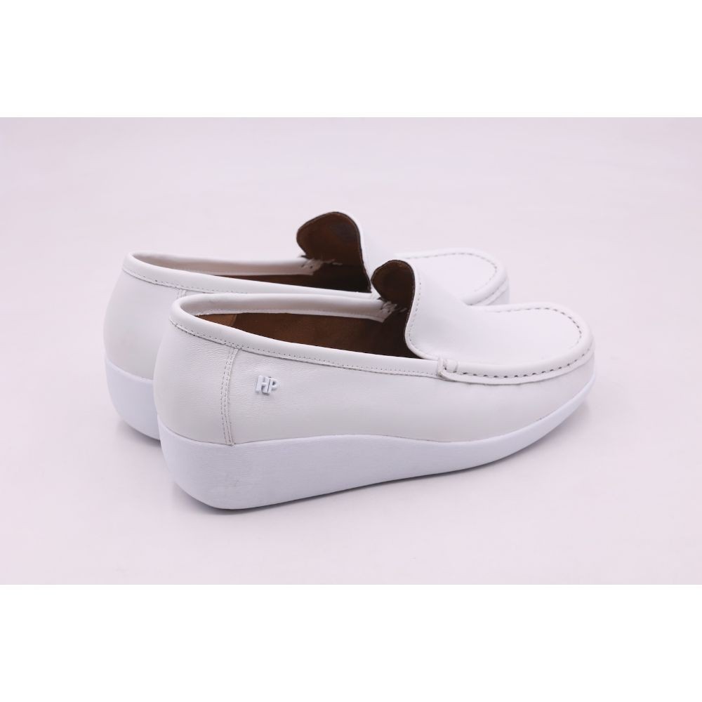Hush Puppies รองเท้าผู้หญิง รุ่น HP 8WCFB2264W - สีขาว