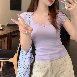 เสื้อยืดแขนสั้นยูคอผูกโบว์ ลายลูกไม้ สไตล์อเมริกัน สีชมพู