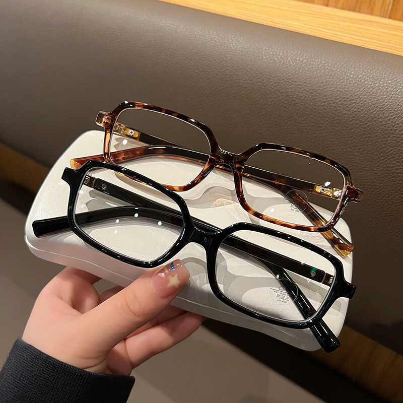 แว่นตาเนโรสโคปสายตาสั้นผู้หญิงสามารถติดตั้งองศาย้อนยุคเต่าแคบสแควร์เสือดาวพิมพ์กรอบตา