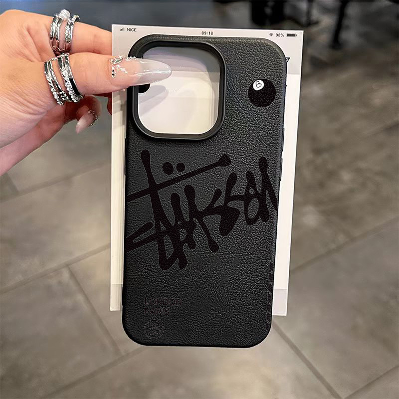 สำหรับ IPhone 17 XR 16 15 13 11 12 14 Pro Max XS X 16 7 15 8 Plus SE 2020 เคสหนังลายกราฟฟิตี้ตัวอักษรแบรนด์แฟชั่นเทรนด์