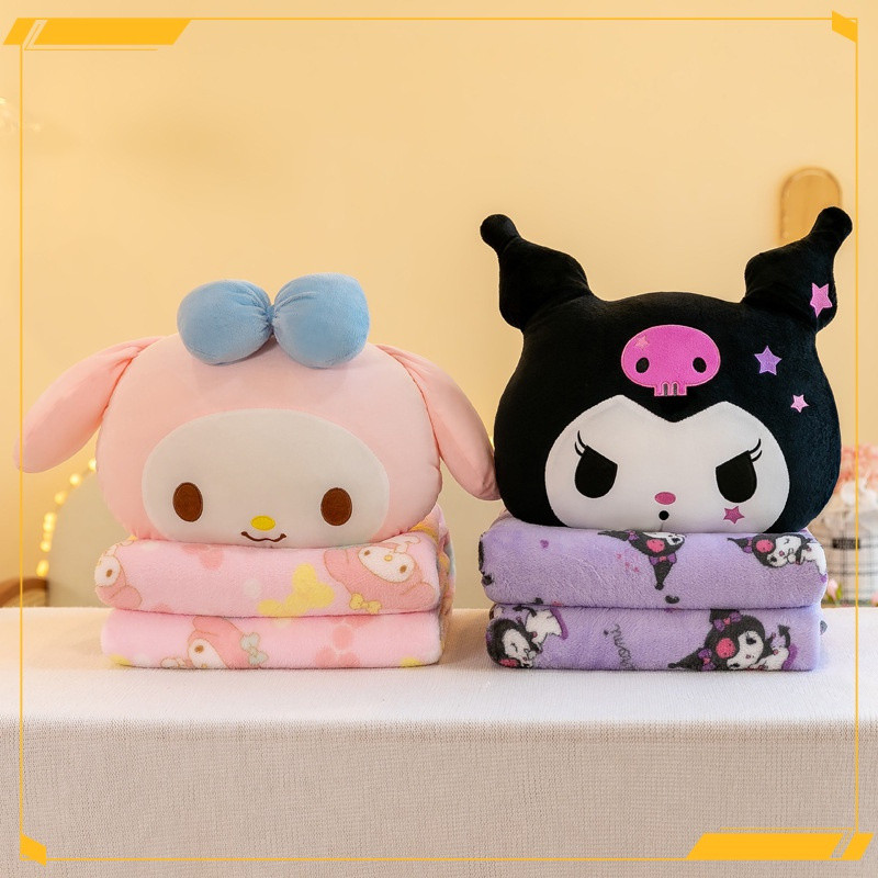 [ใหม่] พร้อมส่ง จัดส่งรวดเร็ว✨คุโรมิ งีบหลับ การ์ตูน หมอนผ้าห่มสักหลาด 2-in-1 ผ้าคลุมไหล่ สํานักงาน ห้องเรียน
