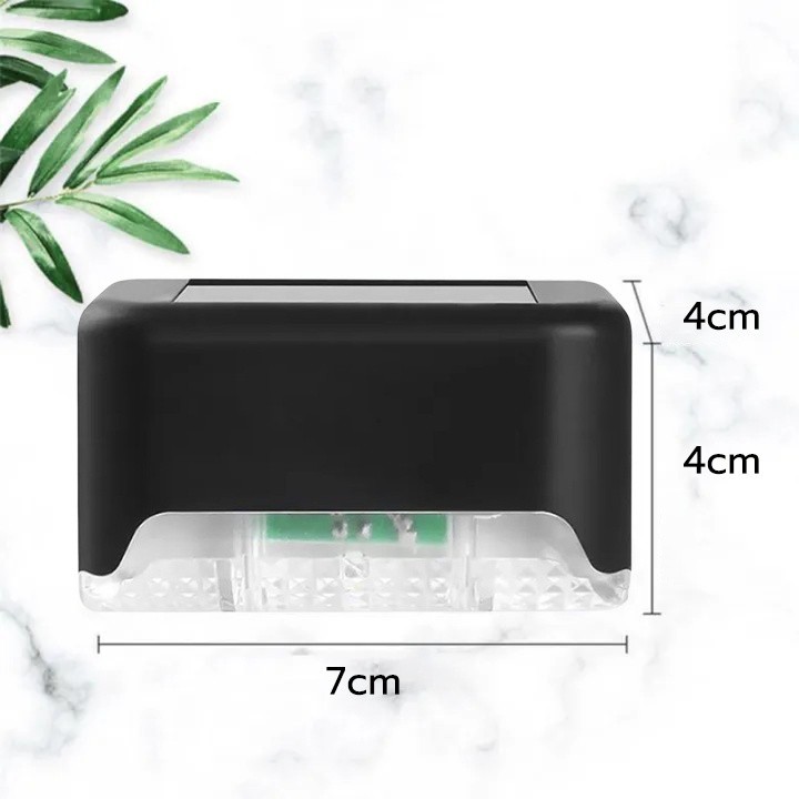 โคมไฟโซล่าเซลล์ ติดรั้ว ติดบันไดหน้าบ้าน ไฟเหลือง เพิ่มความสวยงาม กันฝน ไฟติดบันได Solar light - รูปที่ 2